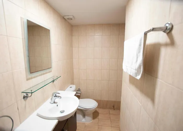 Glabur - The Cozy Atelier - City, Free Parking & Wifi, Welcomes You!!! 公寓 *